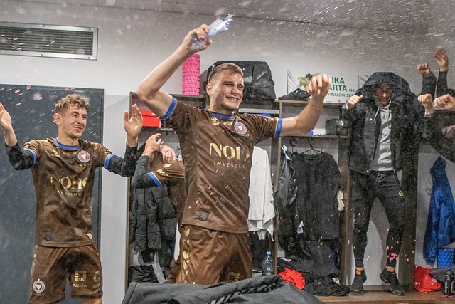 小将四大赛建功队内第一人，图拉姆双响，国米造5-1惨案晋级八强